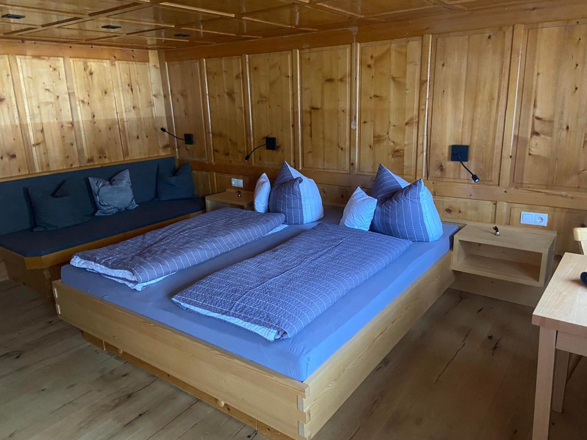 Haus Saler Bed and Breakfast Gaschurn Exteriör bild